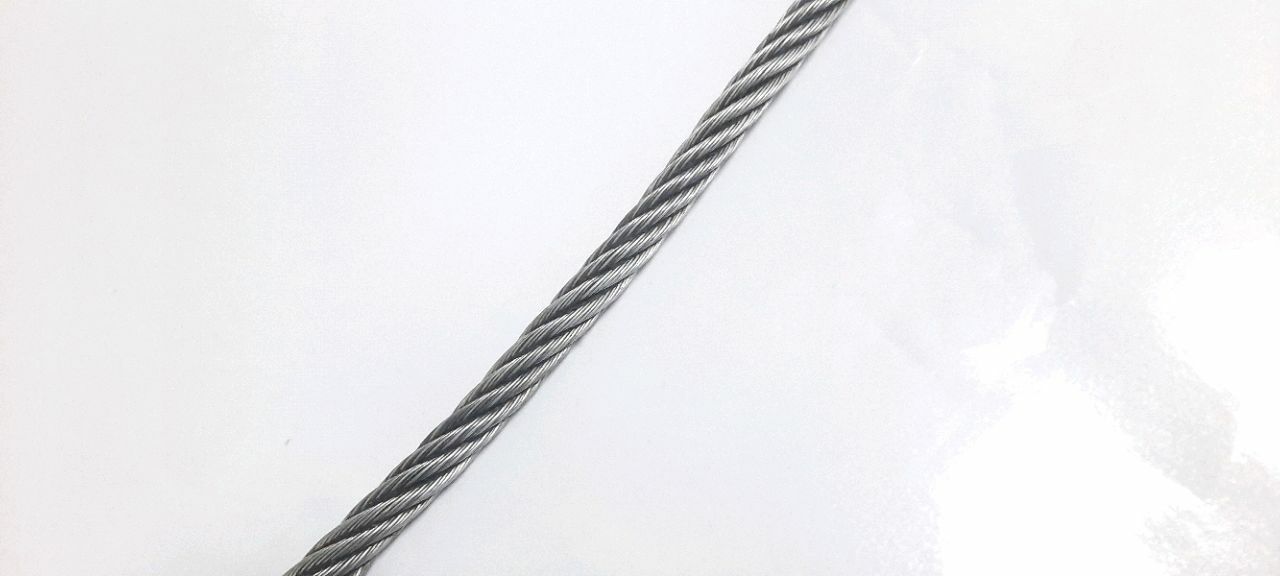 Cablu de otel D=6,8 mm