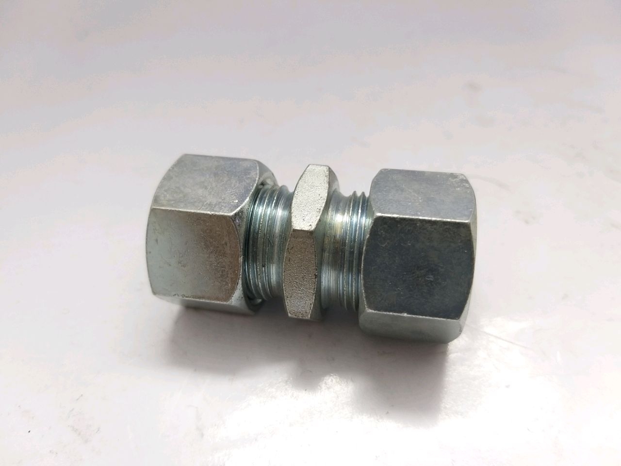 Conector metal (d 12/15 mm)