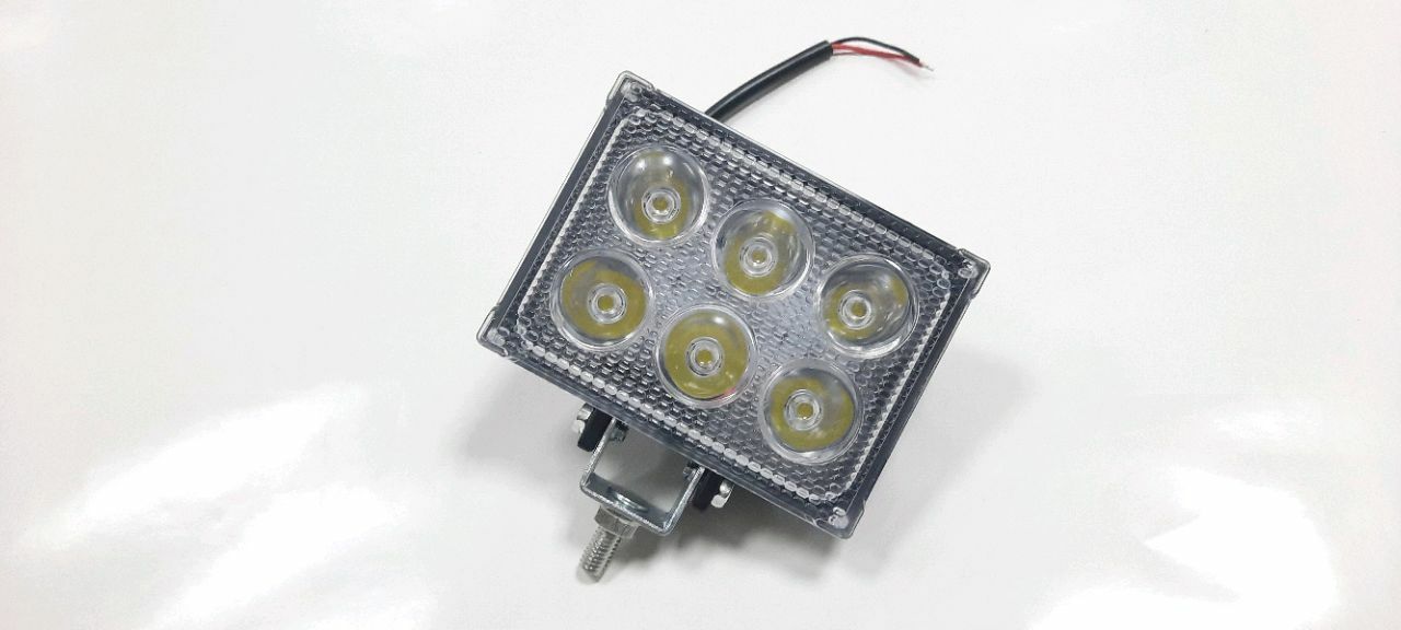 Фара LED 12-80V, (6 LED, 18W) прямоуг. 105х115х40мм