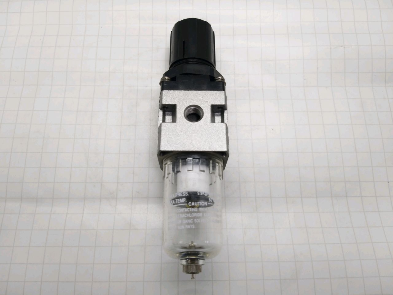 Filtru separator apă/ulei GL01