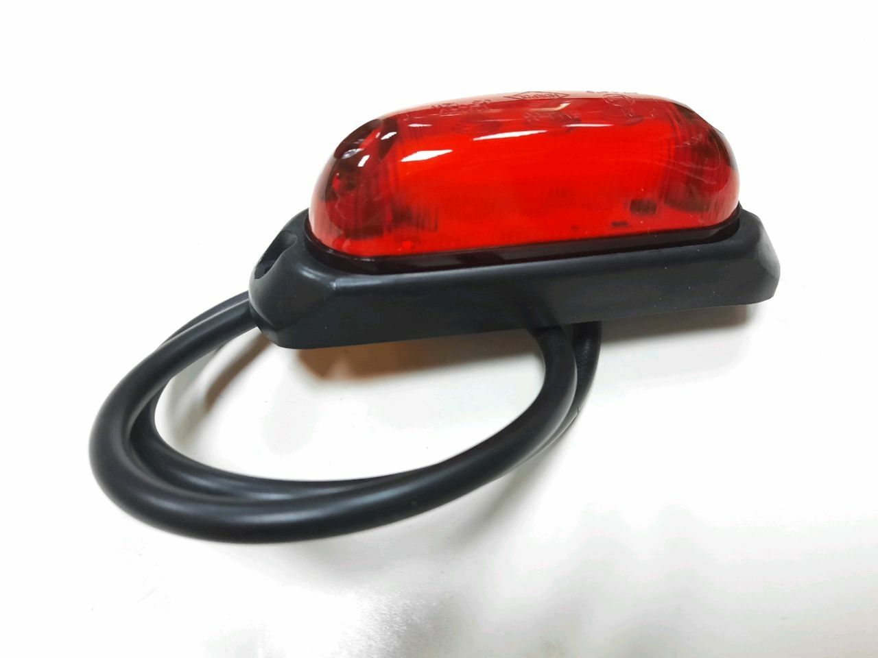 Фонарь габаритный (LD379) LED красн.