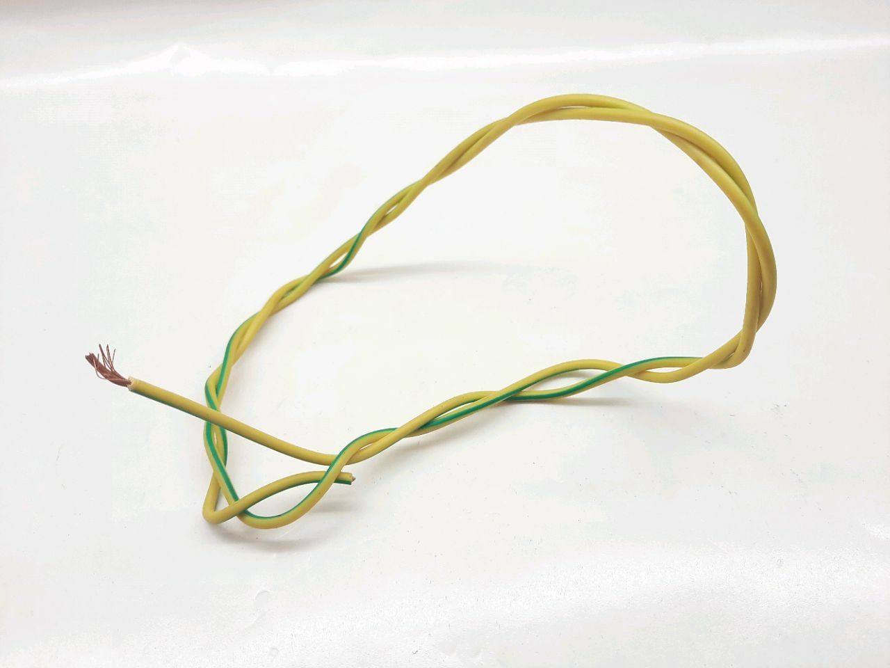 Кабель электрический PV-3 2,5 (желто-зеленый)
