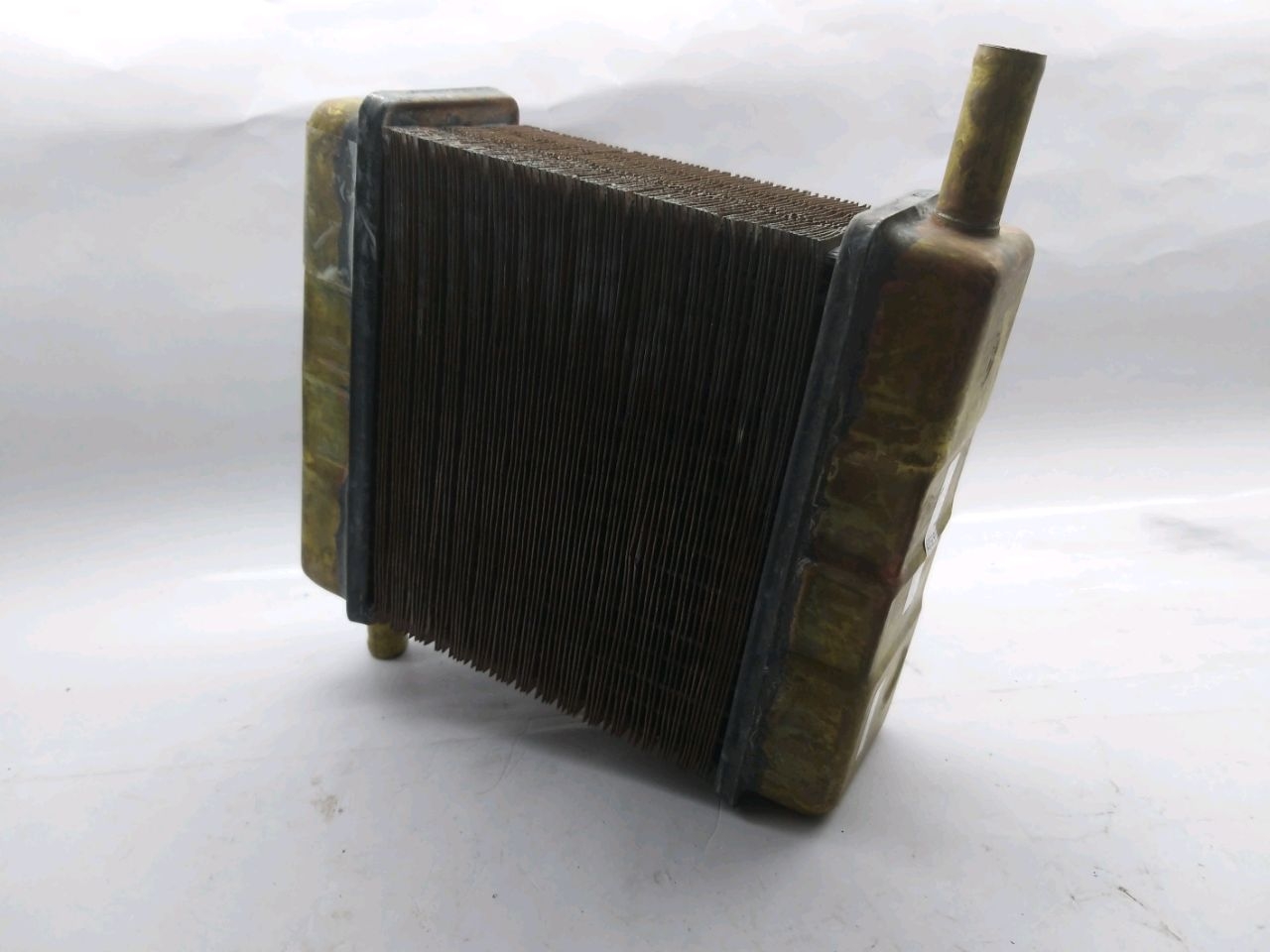 Radiator de incalzire MTZ Cab. mare (bronz) (OR)